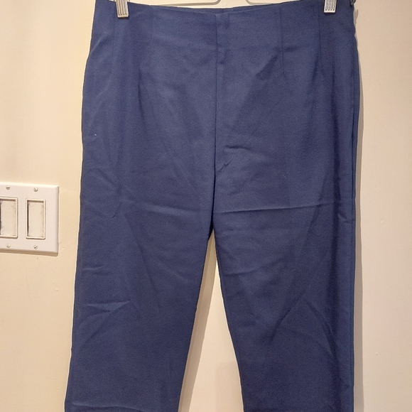 ❣️Ladies Chaps navy blue dress pants size 8 (#469) - Picture 2 of 8